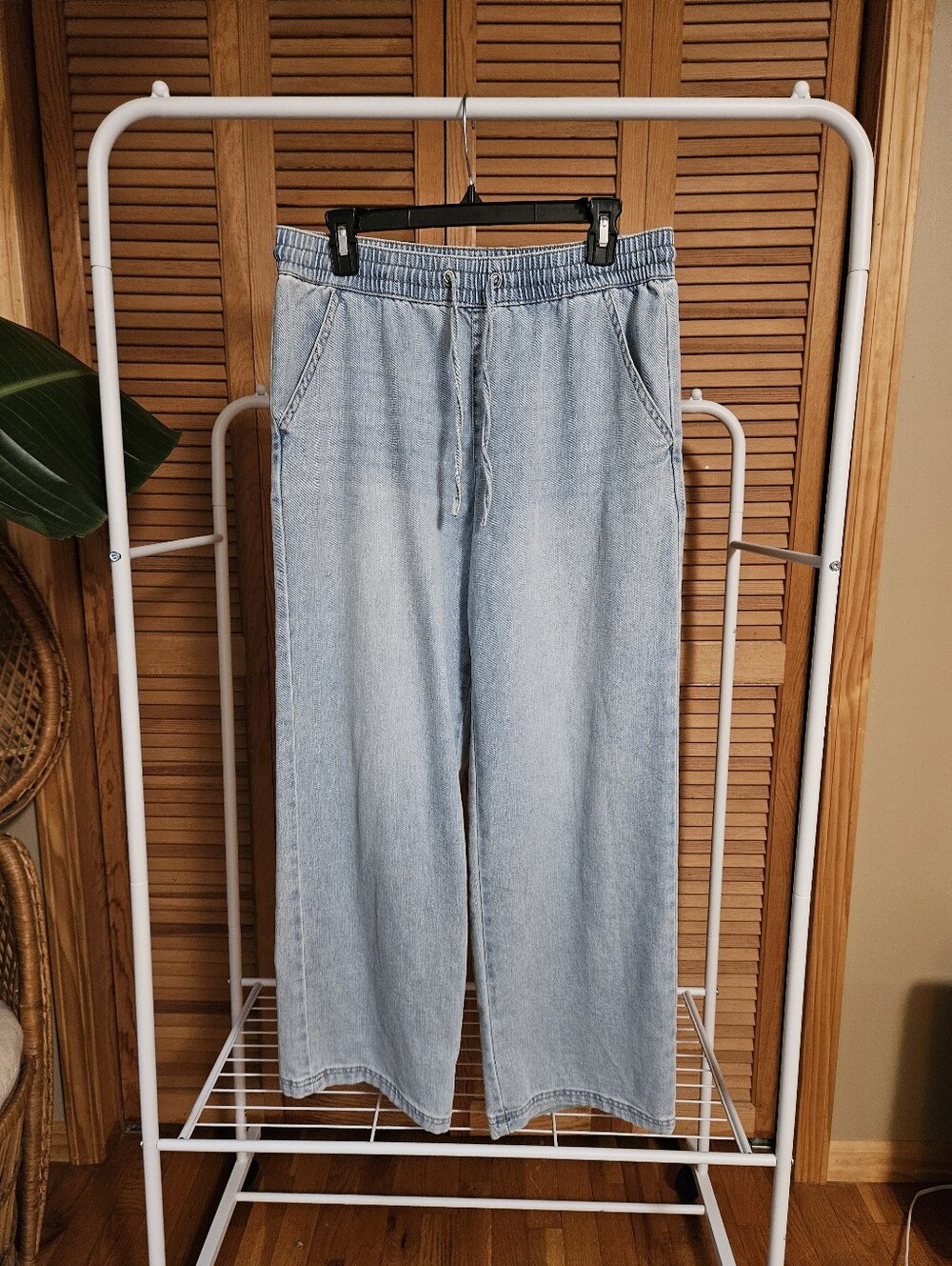 Pull On Tie Waist Wide Leg Jeans